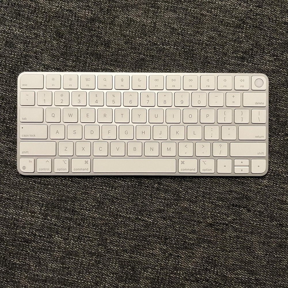 Apple Magic Keyboard 2nd Gen A2449 Wireless Bluetooth White Touch ID QWERTY